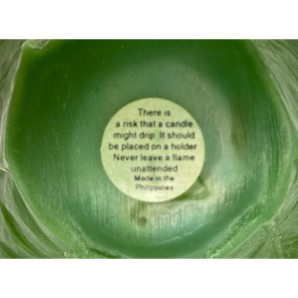 Large 6.5" Yellow and White Flower Lightly Scented Candle ONLY -NEW - Picture 6 of 9